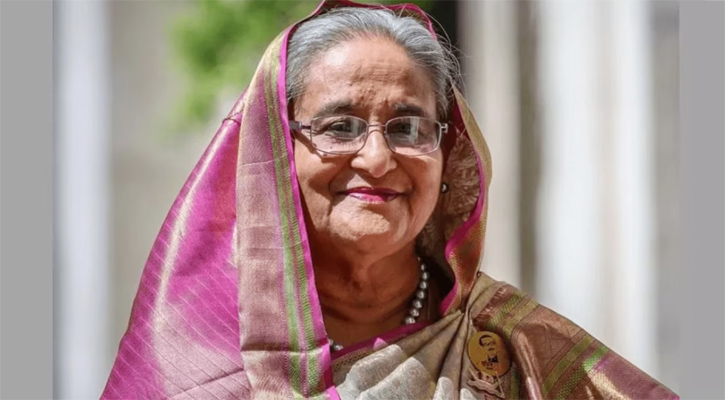 প্রধানমন্ত্রীর শপথ নিতে বঙ্গভবনে শেখ হাসিনা